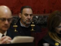 ¿Kitchen o Mascarillas? Con el “y tú más” perdemos todos